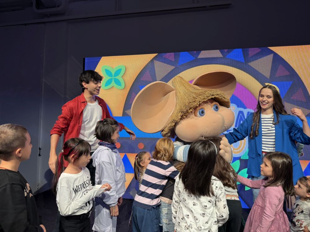 Mìmi e Nartico, mascotte Topo Gigio e bimbi